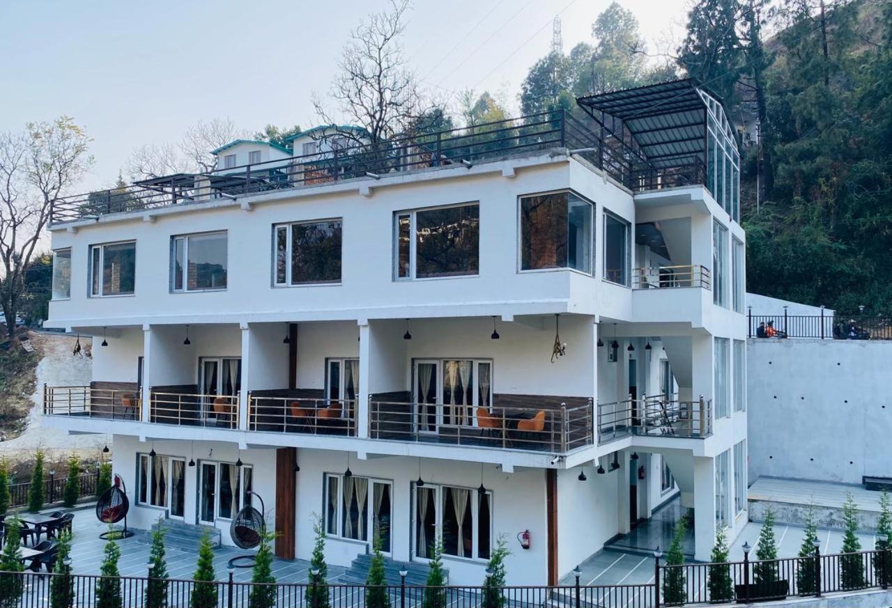 The Aesthetic Hotel & Restaurant Bhīm Tāl Kültér fotó